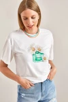 Kadın Papatya İşlemeli Taşlı Penye Tshirt